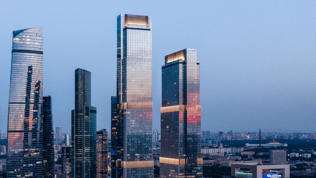 NEVA TOWERS (Нева Тауэрс)